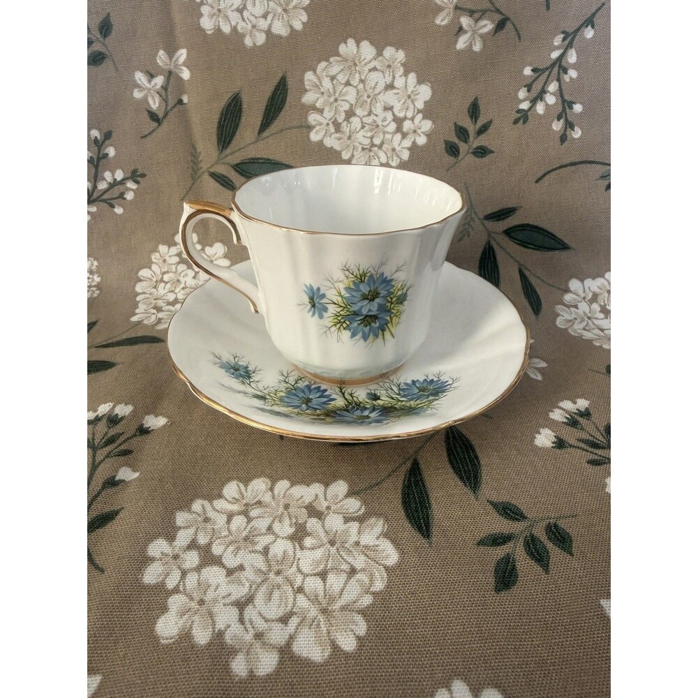 Vintage Royal London Bone China Tea Cup And Saucer, Blue Flowers - England 1948